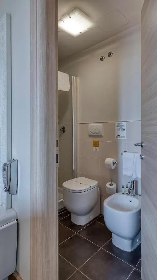 Hotel Fiera Di بريشا 4*,  إيطاليا
