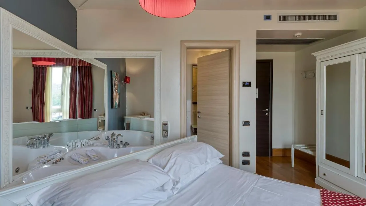 Hotel Fiera Di بريشا
