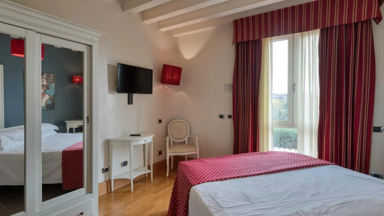 Hotel Fiera Di بريشا 4*,