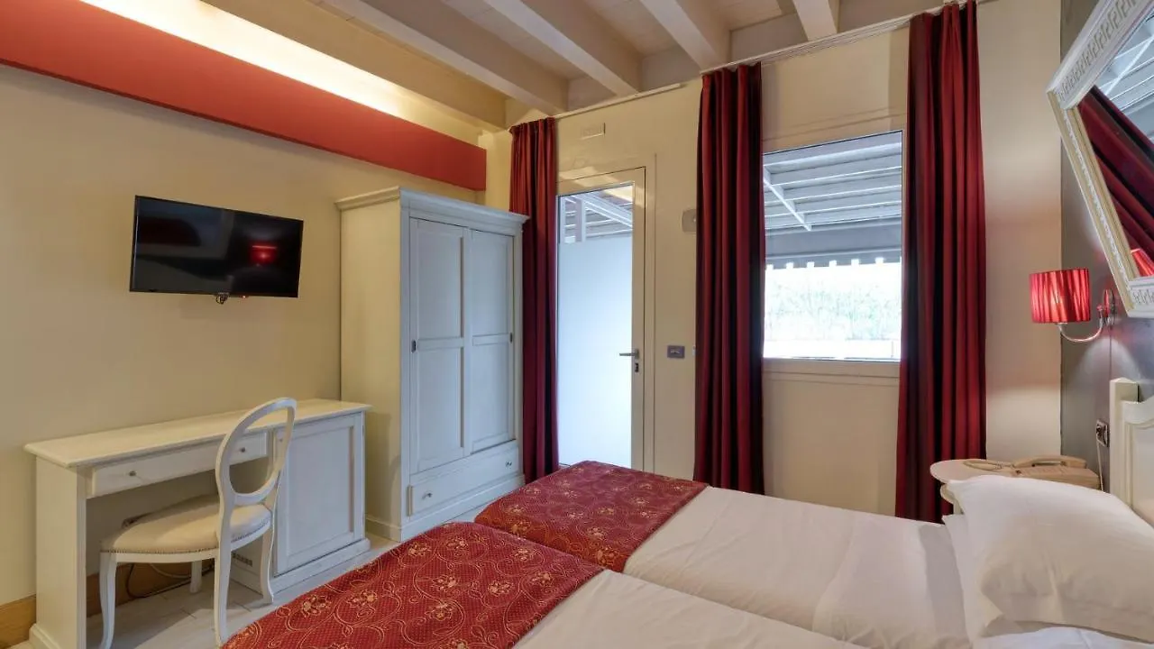 Hotel Fiera Di بريشا