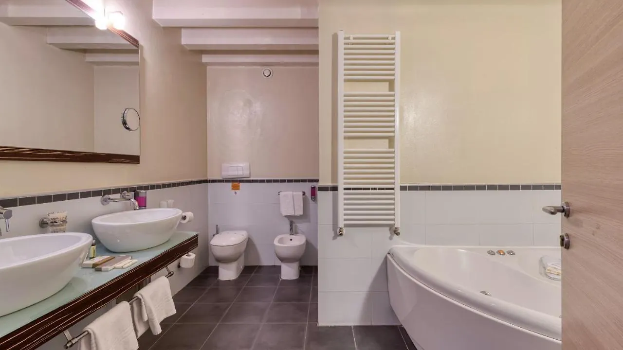 Hotel Fiera Di بريشا